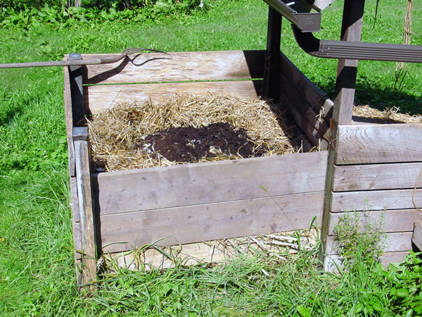 Joe Jenkins Compost Bin humanure compost pile